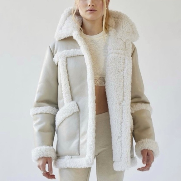 Urban Outfitters Willa Cream Faux Leather Sherpa Jacket Oversized Fit Size XS